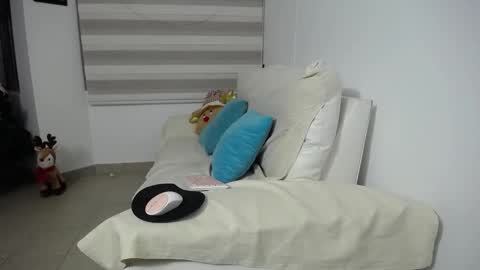 Camila online show from 11-28-25, 10:51