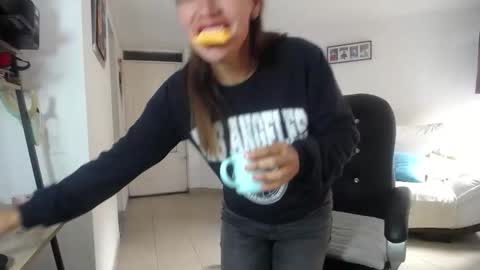 Camila online show from 02-17-26, 07:09