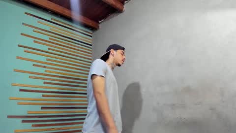 Jharol  online show from 10-29-25, 01:41