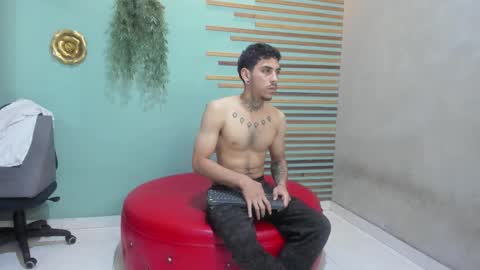 Jharol  online show from 10-31-25, 01:17