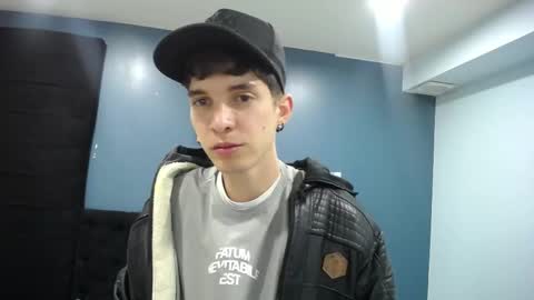 Jheampiero online show from 10-25-25, 01:07