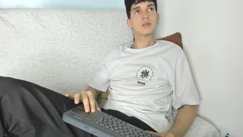 Jheampiero online show from 02-23-26, 09:01