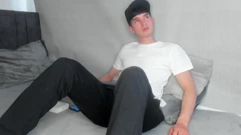 Snapshot of jheampiero chatting on 04-30-26, 10:36 Jheampiero online show from 04-30-26, 10:36