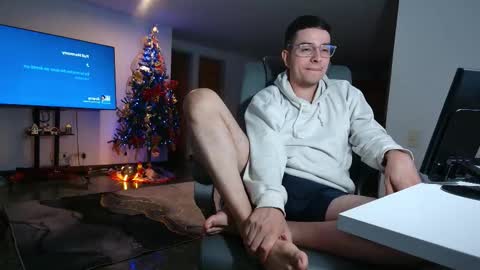 Jhoan Saenz online show from 11-28-25, 04:37