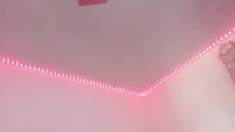 jhoanatrans22 online show from 10-27-25, 04:55