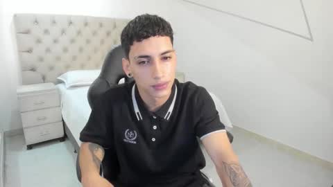 Snapshot of jhoanleandro chatting on 10-02-25, 04:41 jhoanleandro online show from 10-02-25, 04:41