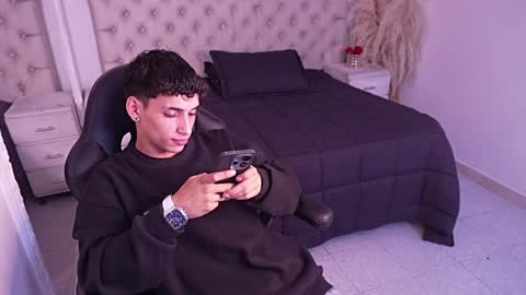Snapshot of jhoanleandro chatting on 04-19-26, 05:40 jhoanleandro online show from 04-19-26, 05:40