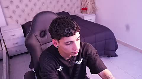 Snapshot of jhoanleandro chatting on 05-02-26, 10:09 jhoanleandro online show from 05-02-26, 10:09
