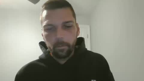 Snapshot of jholls chatting on 12-11-24, 03:45 jholls online show from 12-11-24, 03:45