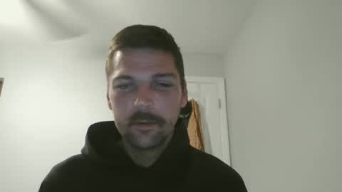 Snapshot of jholls chatting on 02-10-25, 11:13 jholls online show from 02-10-25, 11:13