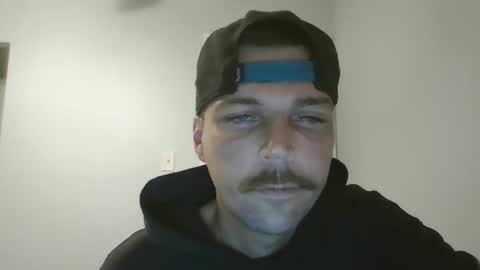 Snapshot of jholls chatting on 10-11-25, 03:50 jholls online show from 10-11-25, 03:50