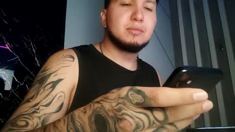 Snapshot of jhon_gottti chatting on 01-22-25, 05:05 jhon online show from 01-22-25, 05:05