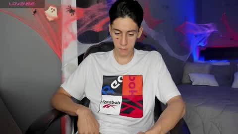 Jhon online show from 10-17-25, 01:03