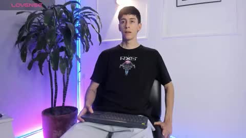 Jhon online show from 11-12-25, 02:01