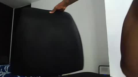 Jhon Tomson online show from 09-28-25, 01:55