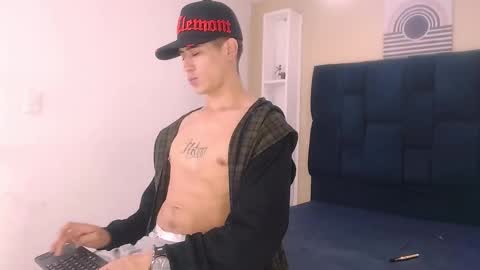 Jhon online show from 12-23-24, 02:35