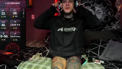 jhonny_ackerman online show from 04-12-26, 01:43