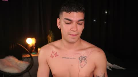 Jhonny  online show from 11-19-25, 02:55