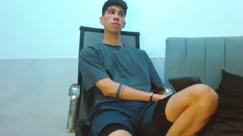 jhony_sex3 online show from 08-05-26, 06:49