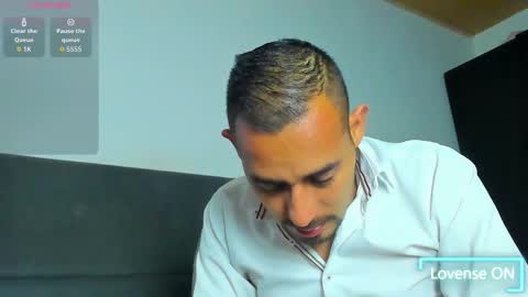 Jhony Alzate online show from 02-19-26, 02:29