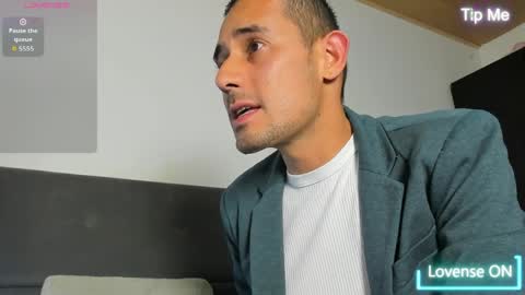 Jhony Alzate online show from 04-09-26, 02:44