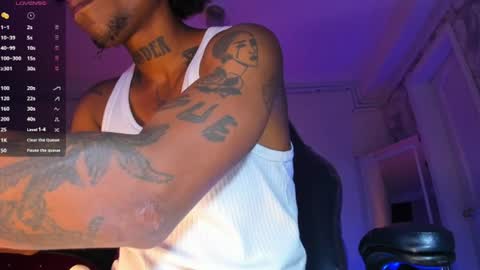 Snapshot of jhonymiller chatting on 06-18-26, 09:19 jhonymiller online show from 06-18-26, 09:19