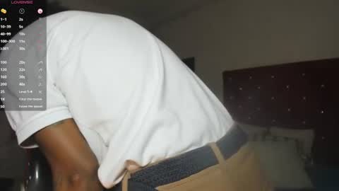 Snapshot of jhonymiller chatting on 07-20-26, 08:44 jhonymiller online show from 07-20-26, 08:44
