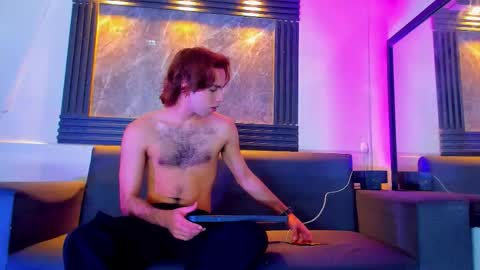 jhostin_1 online show from 11-24-25, 08:19