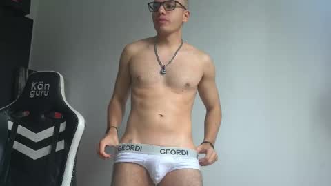 Snapshot of jhx15x chatting on 02-09-26, 06:23 Jhx online show from 02-09-26, 06:23