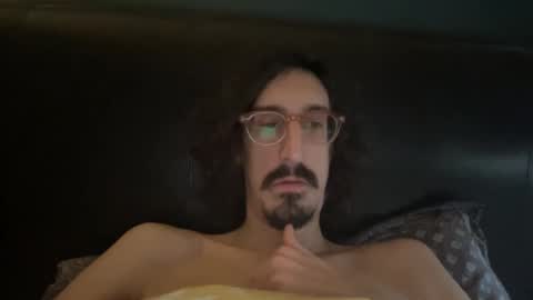 Snapshot of jiggz1986 chatting on 01-19-25, 10:06 Jigz1986 online show from 01-19-25, 10:06