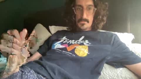 Snapshot of jiggz1986 chatting on 03-11-25, 04:51 Jigz1986 online show from 03-11-25, 04:51