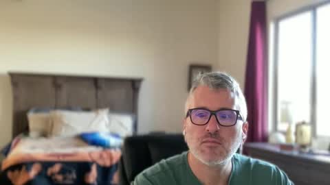 Snapshot of jimmyaaron chatting on 01-05-25, 04:06 Dad of Three online show from 01-05-25, 04:06