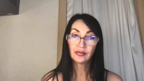 jinaluv online show from 06-11-26, 10:08