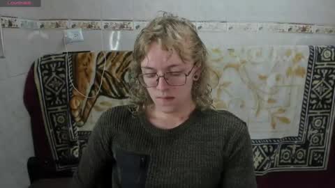Snapshot of jinnbook chatting on 06-22-26, 07:49 JinnBook online show from 06-22-26, 07:49