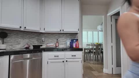 Snapshot of jiwon4u chatting on 10-13-25, 11:16 Jiwon online show from 10-13-25, 11:16