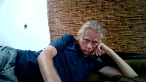 jizzmitten5 online show from 07-05-26, 04:52