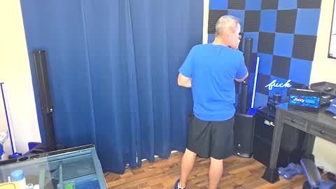 Snapshot of jizzyblue chatting on 10-12-25, 05:34 Jizzy Blue online show from 10-12-25, 05:34