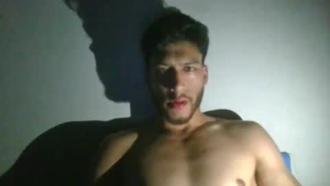 Snapshot of jjeimmy chatting on 03-09-25, 11:35 Jhonny online show from 03-09-25, 11:35