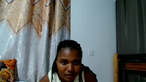 Snapshot of jjsecrets_ chatting on 06-18-26, 09:52 JJ online show from 06-18-26, 09:52