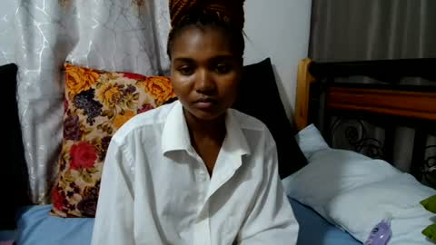 Snapshot of jjsecrets_ chatting on 07-28-26, 04:39 JJ online show from 07-28-26, 04:39
