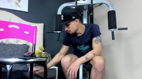 Snapshot of jm_hot_ chatting on 02-14-25, 05:09 jm_hot_ online show from 02-14-25, 05:09