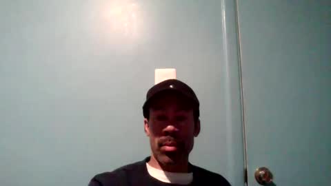 Snapshot of jmb525 chatting on 12-22-24, 03:33 jmb525 online show from 12-22-24, 03:33