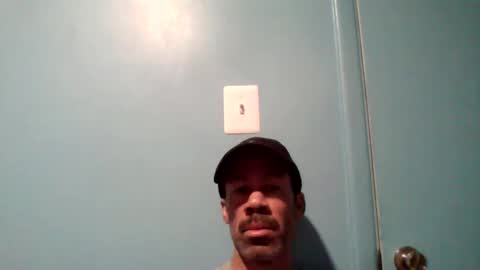 Snapshot of jmb525 chatting on 10-27-25, 01:31 jmb525 online show from 10-27-25, 01:31