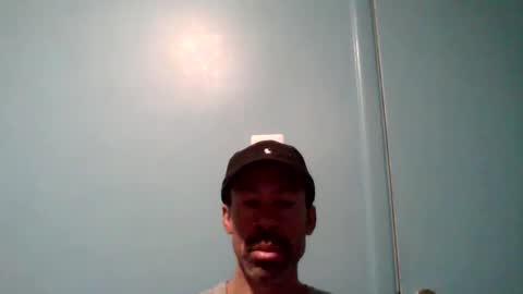 Snapshot of jmb525 chatting on 10-29-25, 02:03 jmb525 online show from 10-29-25, 02:03