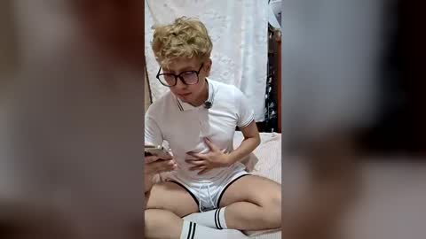 jnrjorge73 online show from 07-12-26, 11:07