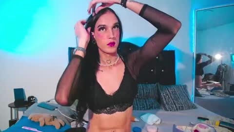Snapshot of joaisaza chatting on 04-19-26, 07:29 Joa Isaza online show from 04-19-26, 07:29