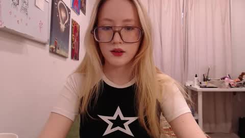 joan_kiss online show from 11-14-25, 08:02