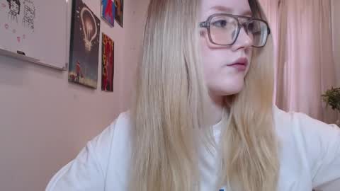 Snapshot of joan_kiss chatting on 05-01-26, 08:19 joan_kiss online show from 05-01-26, 08:19