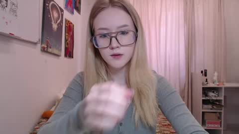 Snapshot of joan_kiss chatting on 05-31-26, 07:48 joan_kiss online show from 05-31-26, 07:48