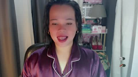 Snapshot of joanagorgeous chatting on 06-17-26, 11:05 Joana online show from 06-17-26, 11:05